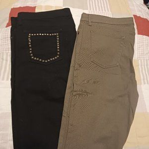 BUNDLE UNIQLO WOMEN'S SKINNY FIT STRAIGHT MID-RISE DENIM JEANS, BLACK and BROWN